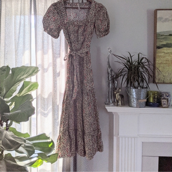 Anthropologie Floral Prairie Puff Sleeve Tiered Maxi Dress - Picture 16 of 16